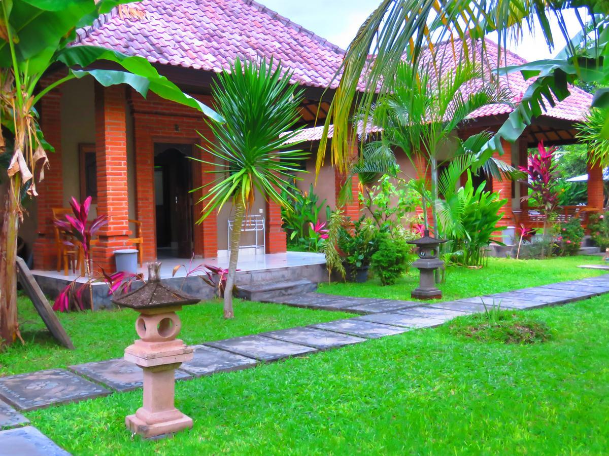 Suka Sari Cottages Пемутеран Экстерьер фото