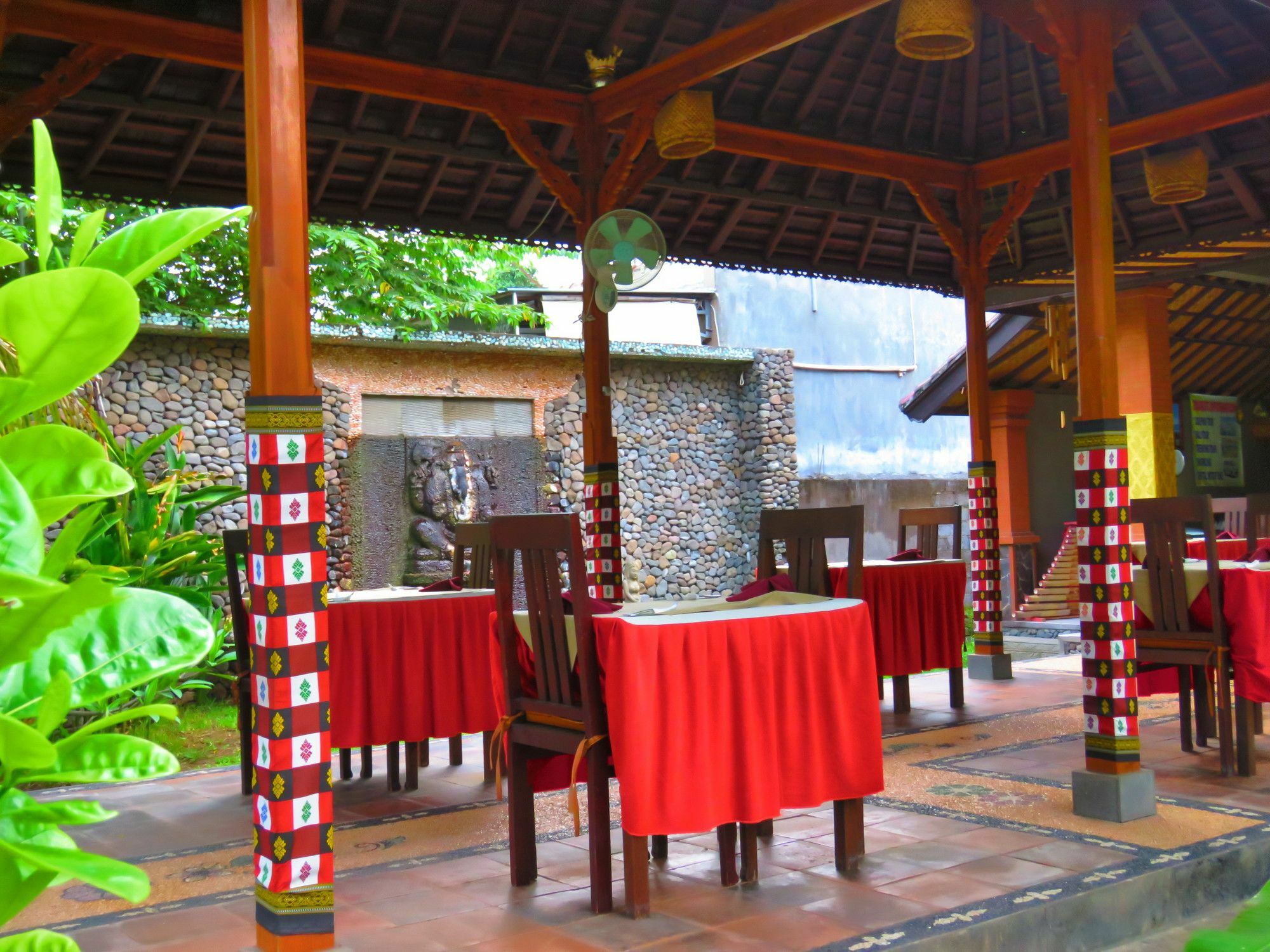 Suka Sari Cottages Пемутеран Экстерьер фото